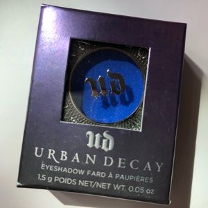 Urbano Decay blue chaos eyeshadow